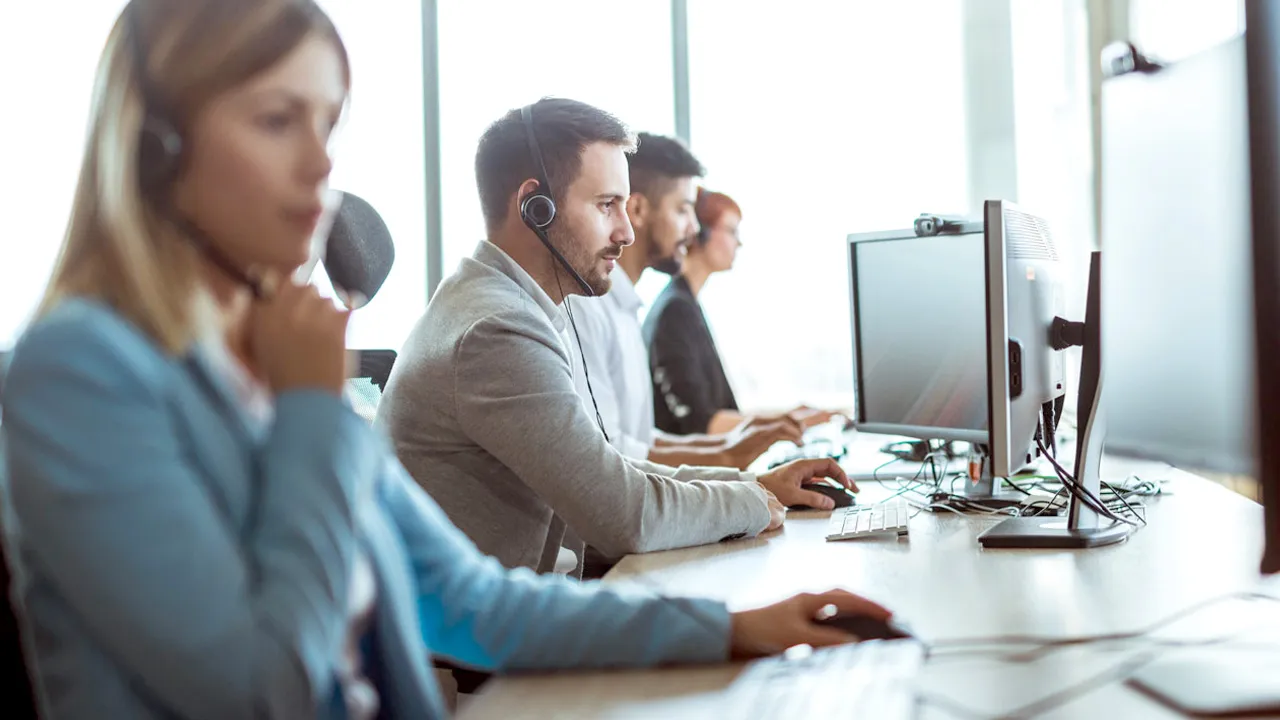 Compare The Best Multi-Line Phone Systems For Small Businesses