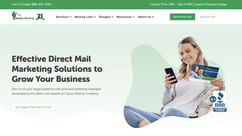 Screenshot of Cactus Mailing homepage with a woman on her smartphone holding a postcard